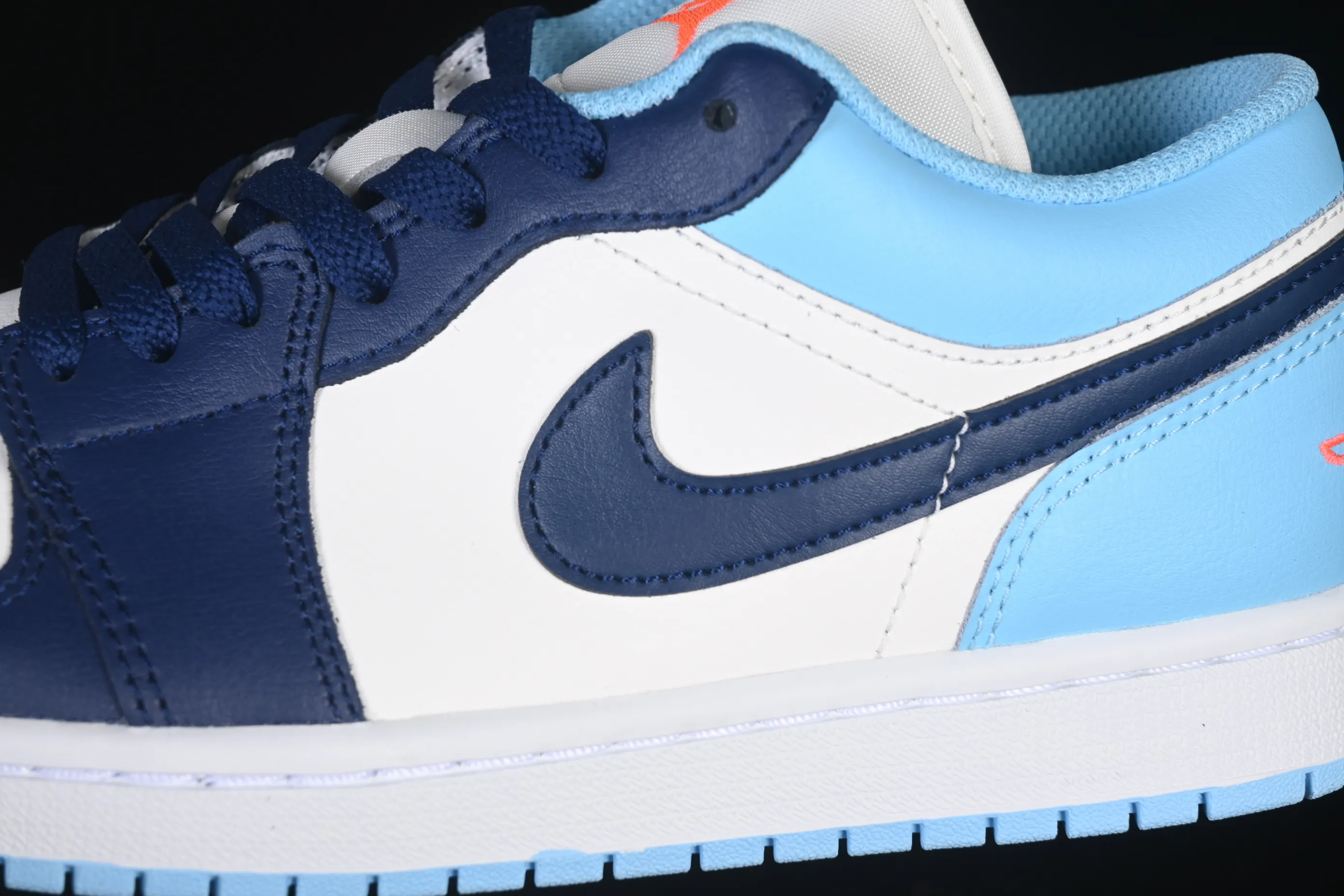 All categories Air Jordan Jordan series basketball shoes Air Jordan 1 Low G version pure original Air Jordan 1 Low AJ1 Joe 1 blue white black hook low-top cultural casual sneakers 553558-149